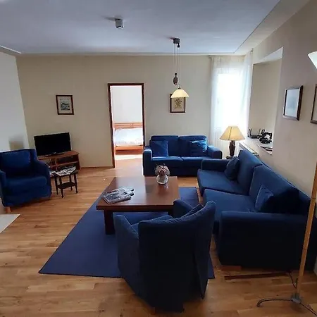 Apartment апартамент в център делчев *
